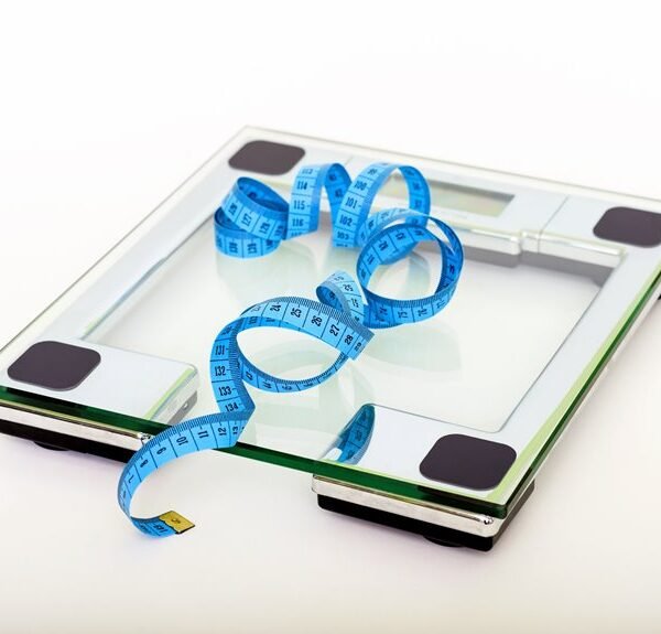 how much does x weigh